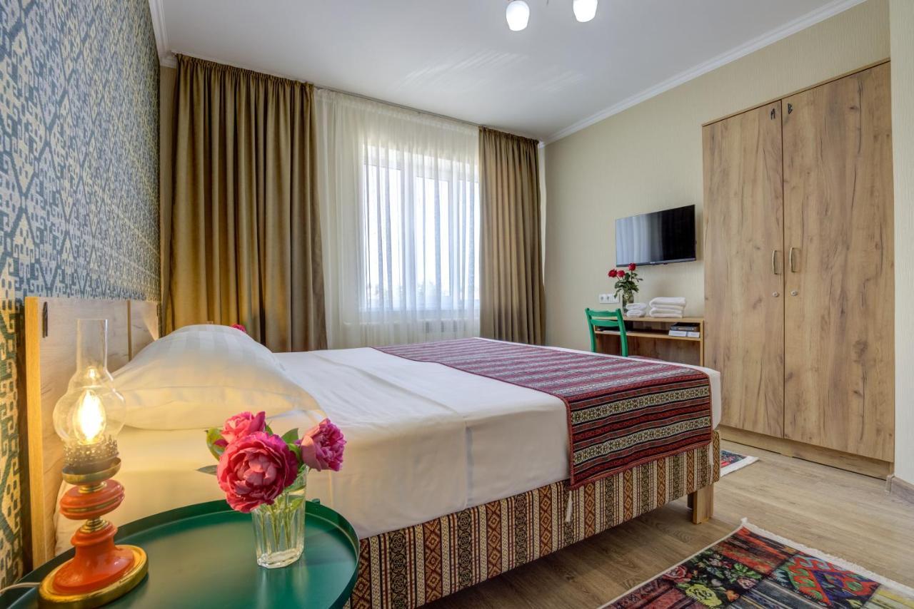 Ordo Hotel Karakol Luaran gambar