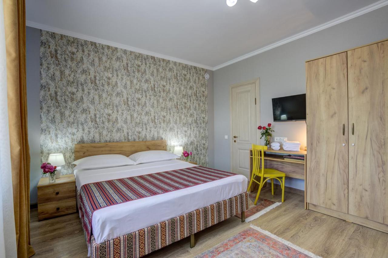 Ordo Hotel Karakol Luaran gambar